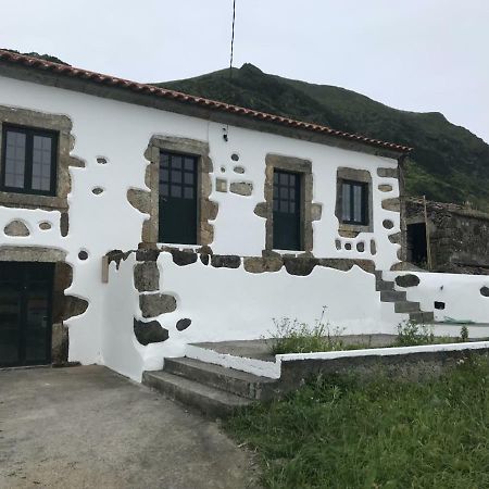 A Casa Do Ti Mendonca Villa Lajes das Flores Exteriör bild