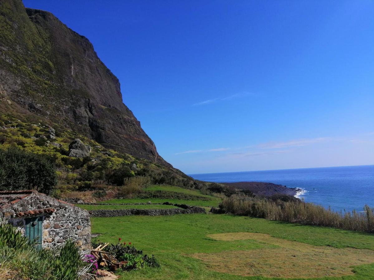 A Casa Do Ti Mendonca Villa Lajes das Flores Exteriör bild