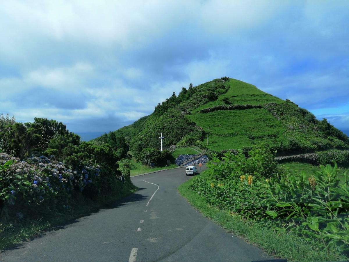 A Casa Do Ti Mendonca Villa Lajes das Flores Exteriör bild