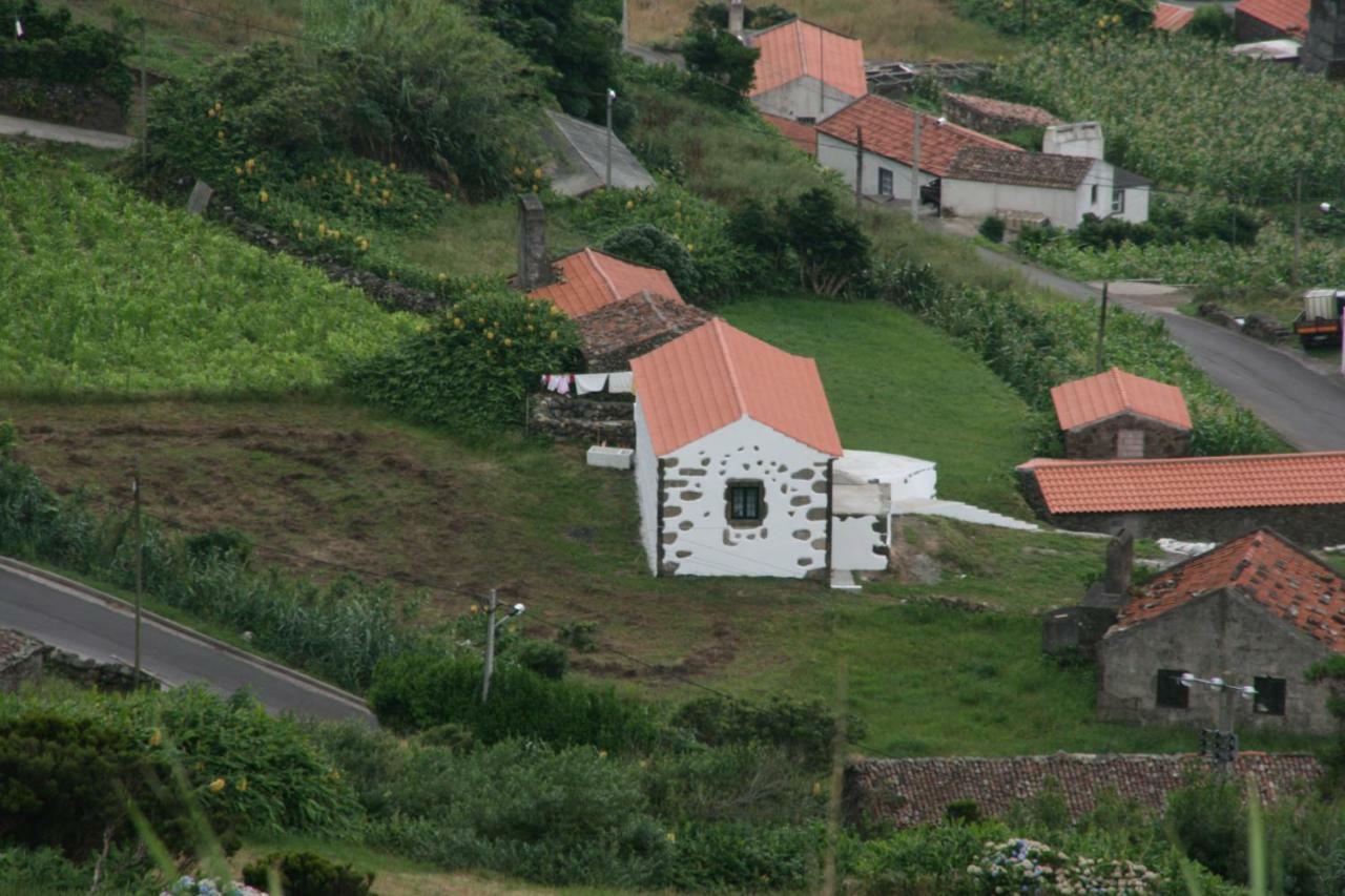 A Casa Do Ti Mendonca Villa Lajes das Flores Exteriör bild